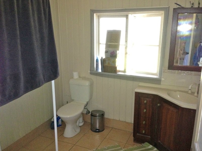 2 Bauhinia Road, Kinka Beach QLD 4703