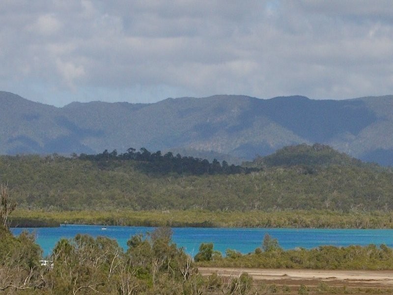 10 The Peak, Emu Park QLD 4710