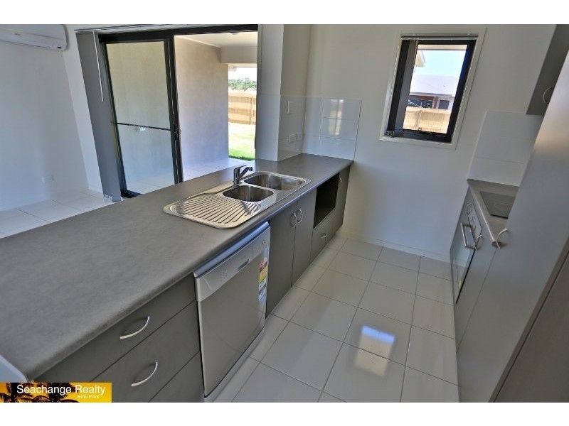 10 Beachside Circuit, Mulambin QLD 4703