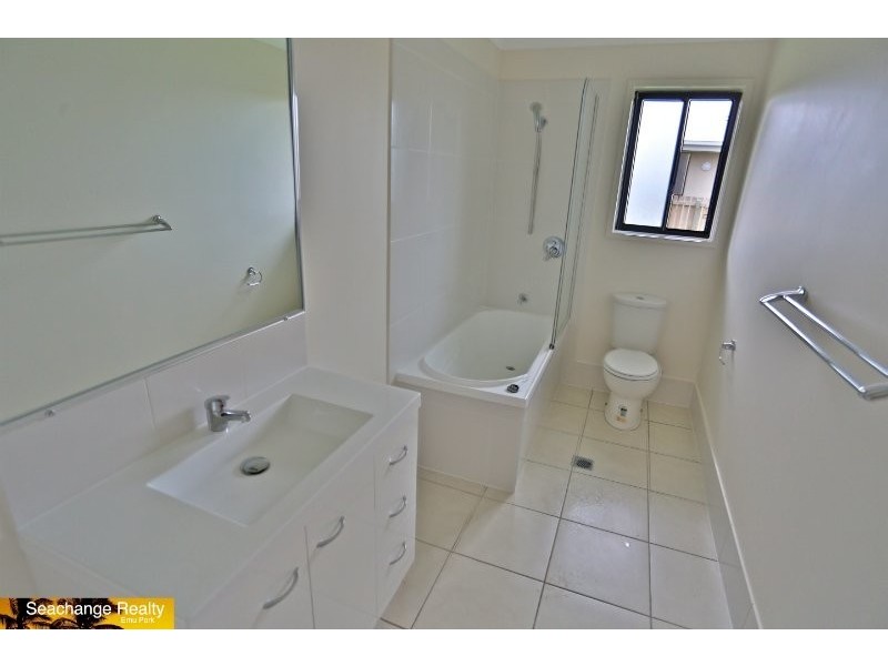 20 Falcon Crest, Zilzie QLD 4710