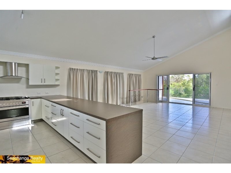 46 Kennedy Street, Emu Park QLD 4710