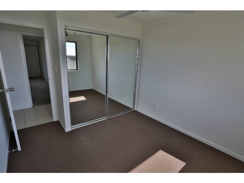 3 The Peak, Zilzie QLD 4710