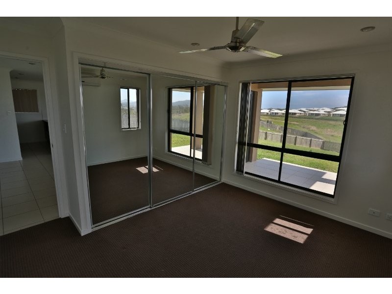 3 The Peak, Zilzie QLD 4710