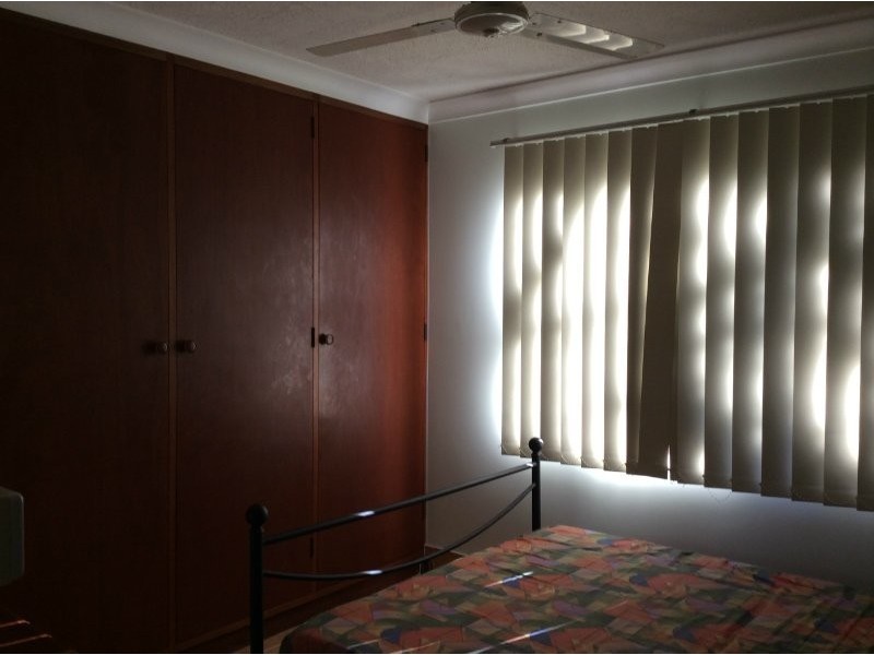 2/44 Ferguson Street, Emu Park QLD 4710