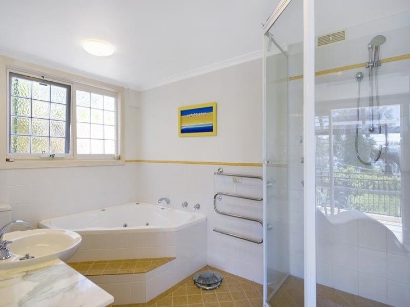 Bayview NSW 2104