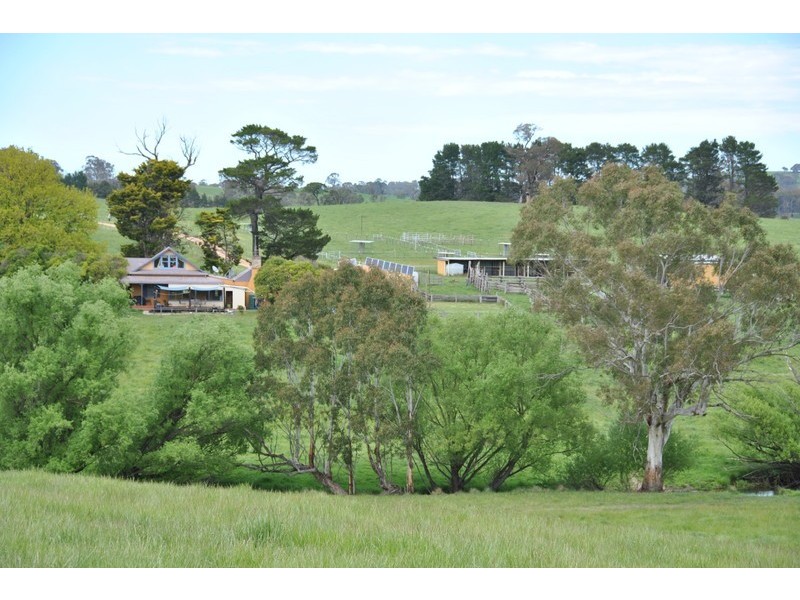 “Turrawan” Jones Lane, Newbridge NSW 2795