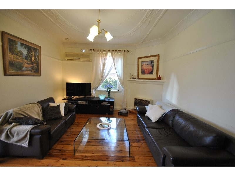 121 Prince, Orange NSW 2800