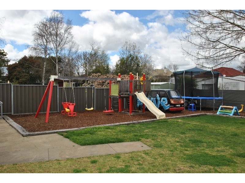 2 Thomas, Orange NSW 2800
