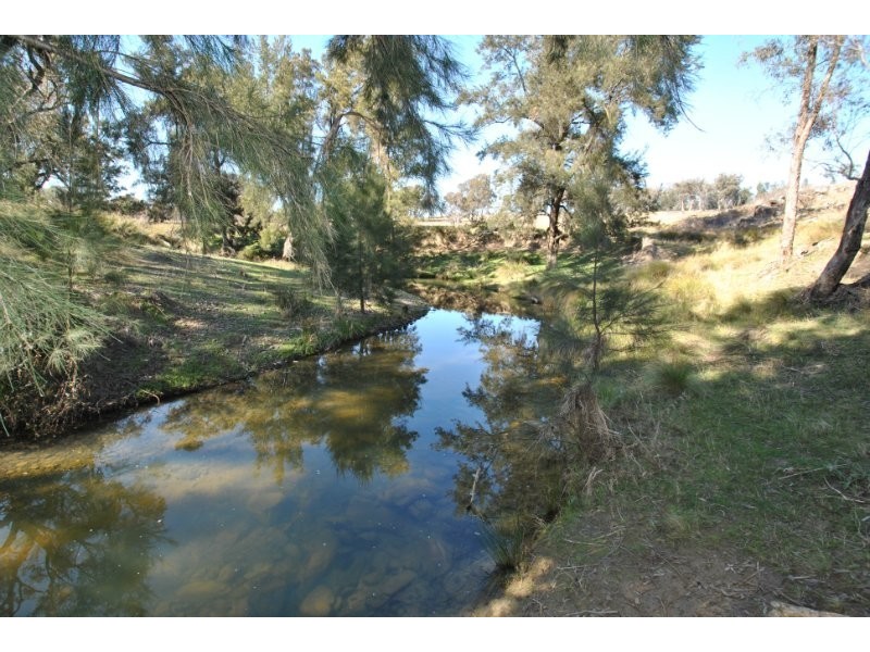 200 Quirks Loop, Stuart Town NSW 2820
