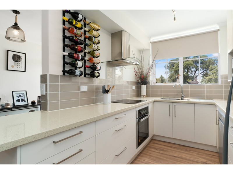 9/298 Nepean Highway, Seaford VIC 3198