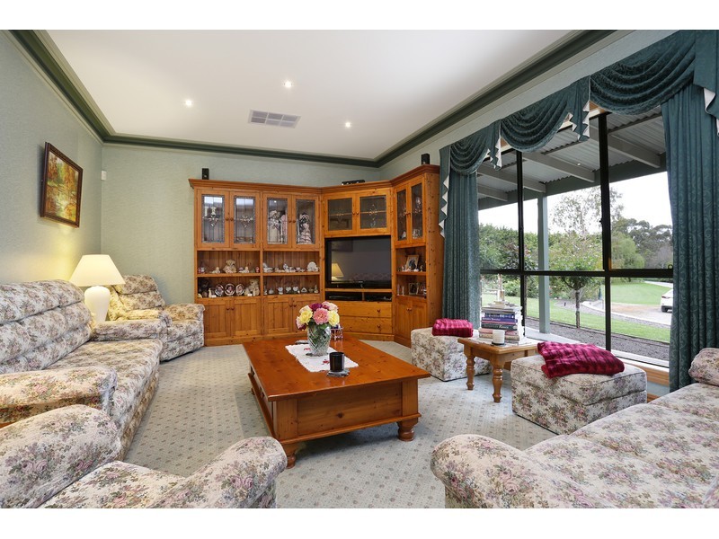40 Bellbird Court, Langwarrin VIC 3910