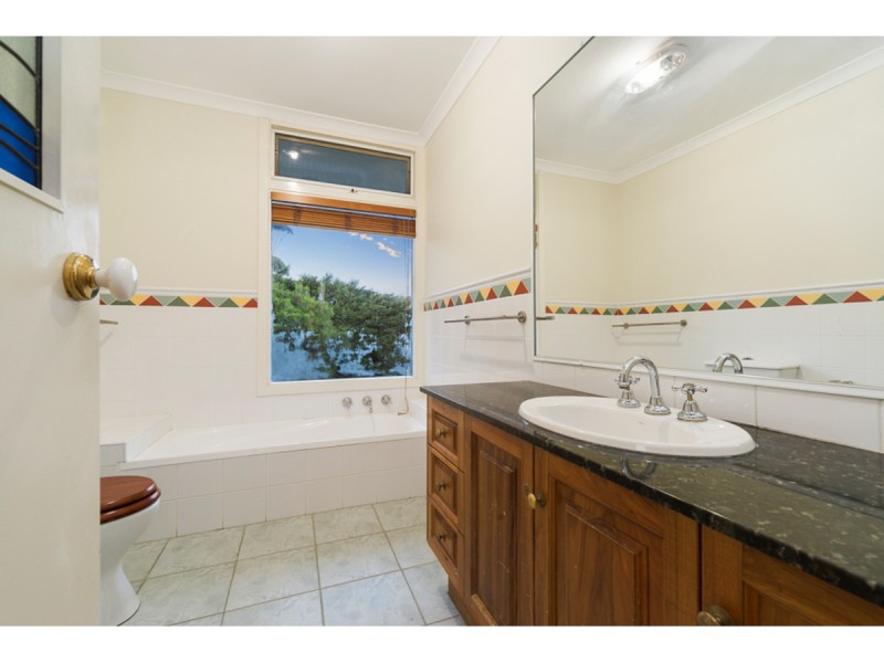 25 Jacksons Road, Mount Eliza VIC 3930