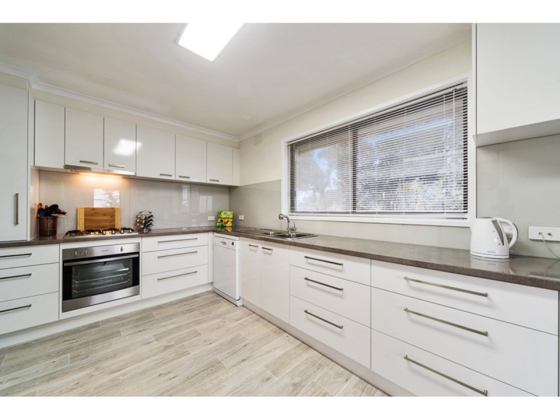 24 Bloom Street, Frankston VIC 3199