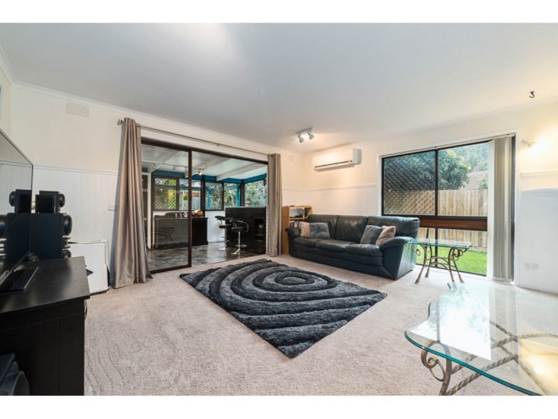 24 Bloom Street, Frankston VIC 3199