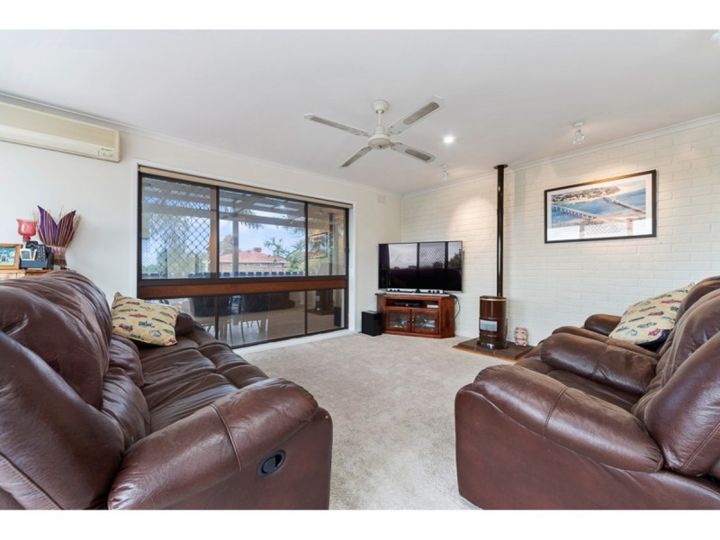 24 Bloom Street, Frankston VIC 3199