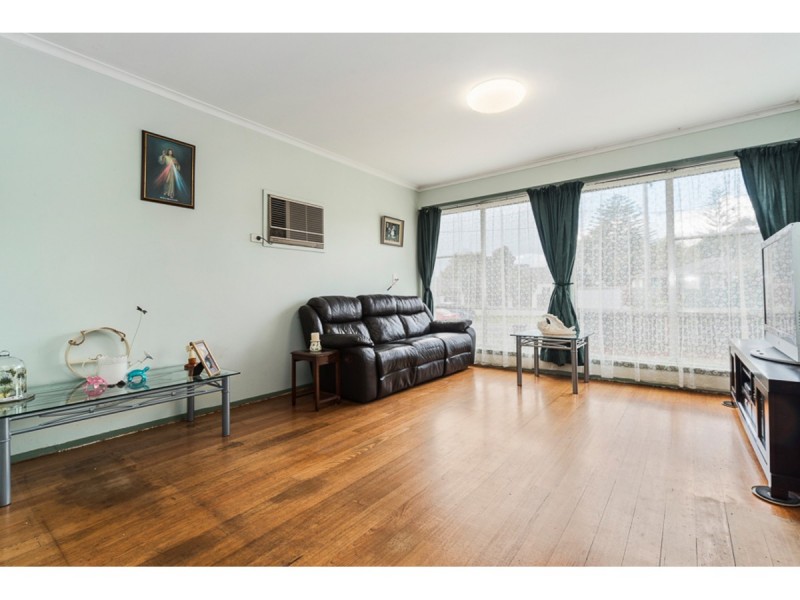 74 Monterey Boulevard, Frankston North VIC 3200