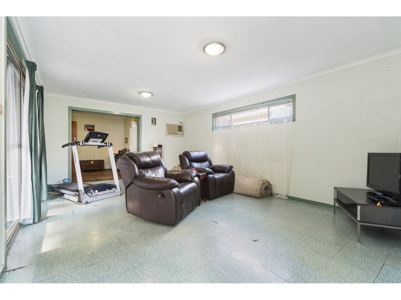 74 Monterey Boulevard, Frankston North VIC 3200
