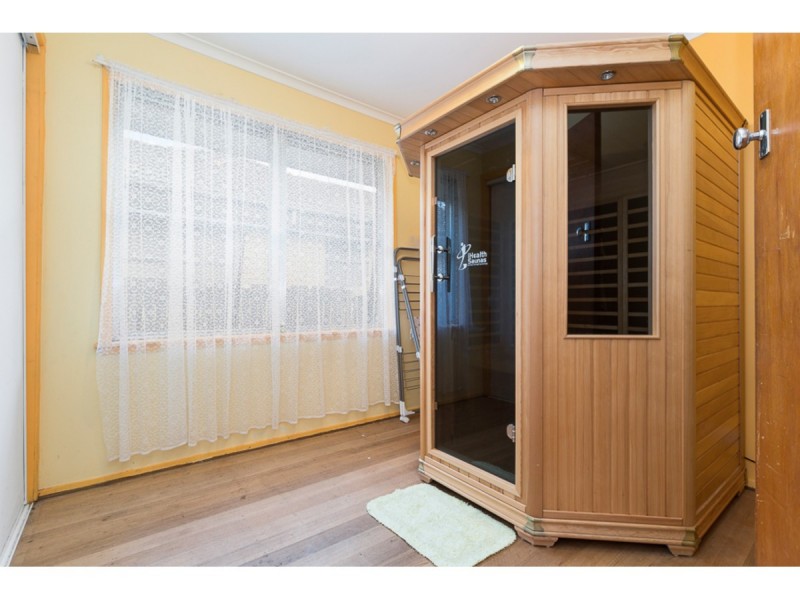 74 Monterey Boulevard, Frankston North VIC 3200