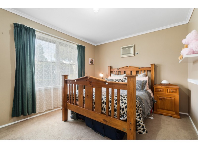 74 Monterey Boulevard, Frankston North VIC 3200