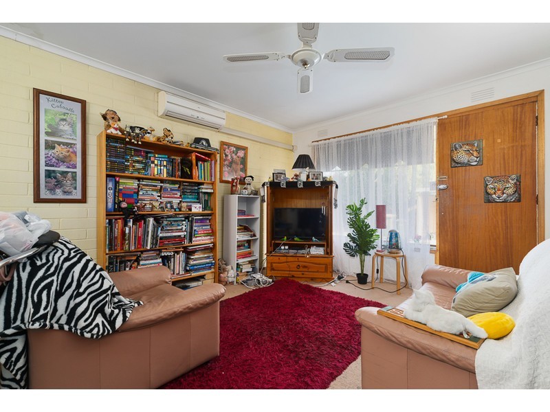 2/4 Cricklewood Avenue, Frankston VIC 3199