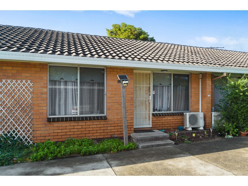 2/4 Cricklewood Avenue, Frankston VIC 3199