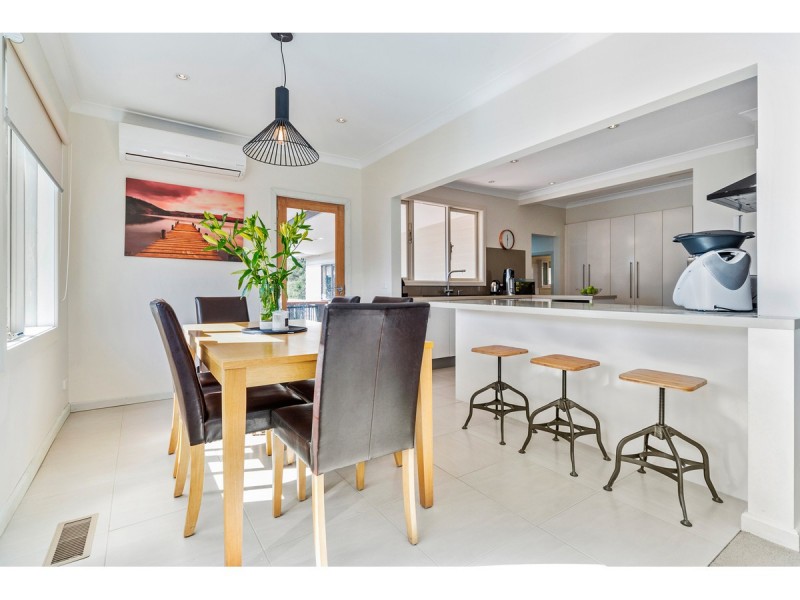 5 Summit Road, Frankston VIC 3199