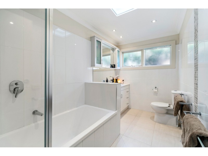 5 Summit Road, Frankston VIC 3199