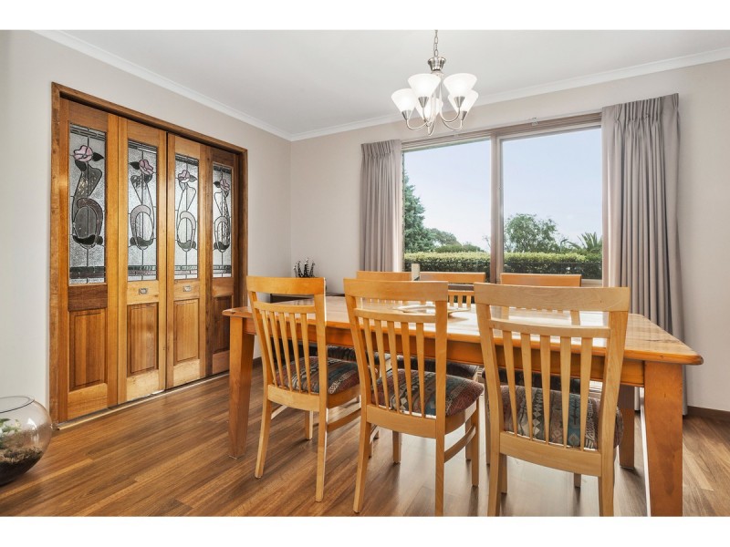 14 Micheala Court, Langwarrin VIC 3910