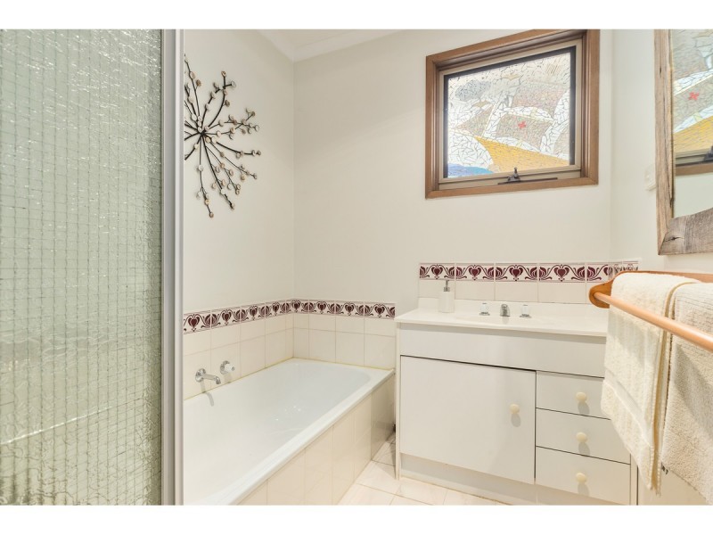 14 Micheala Court, Langwarrin VIC 3910