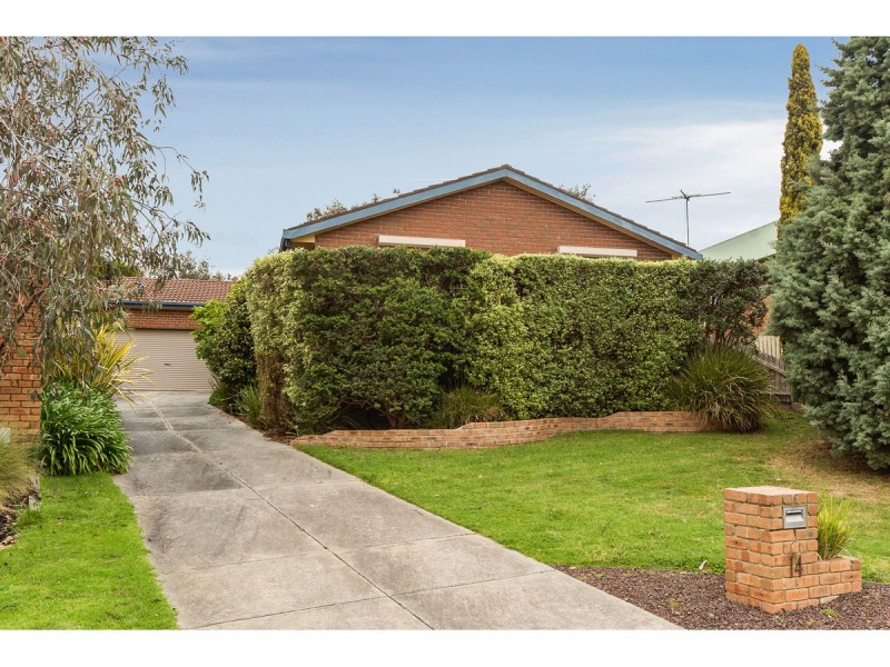 14 Micheala Court, Langwarrin VIC 3910