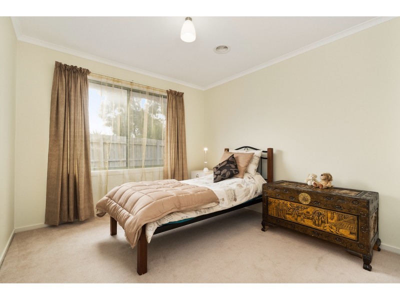 10 Shadi Court, Cranbourne West VIC 3977