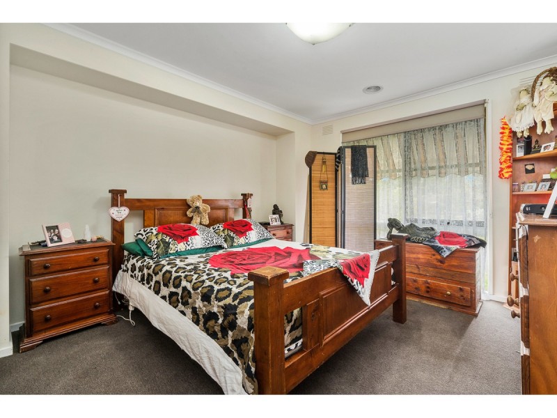 24 Gattinara Drive, Frankston VIC 3199
