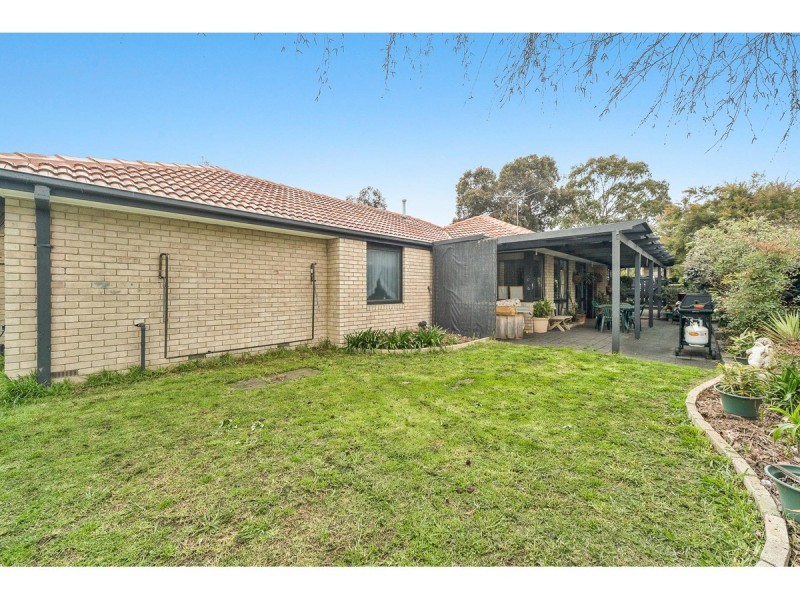 24 Gattinara Drive, Frankston VIC 3199