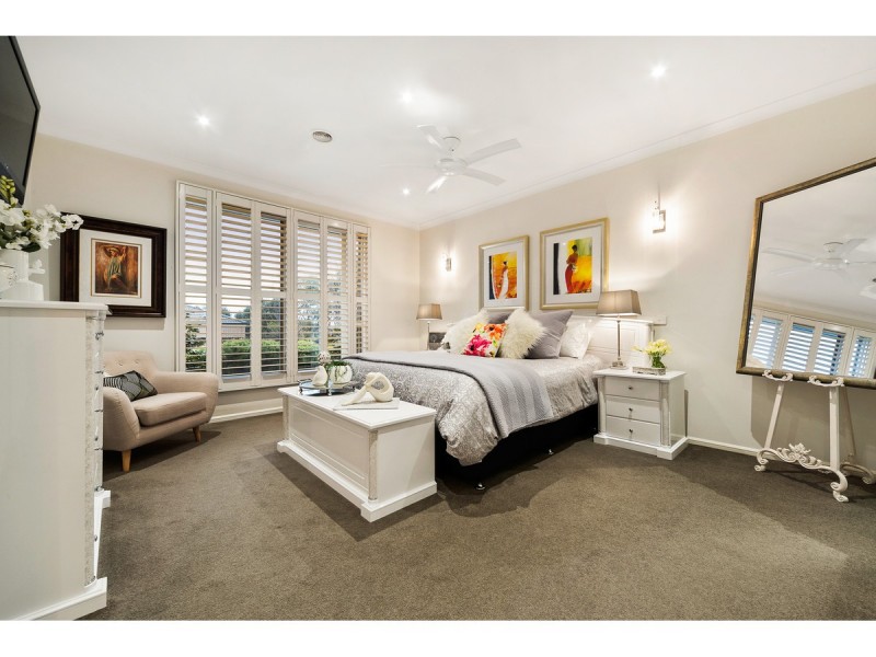 30 Kensei Place, Sandhurst VIC 3977