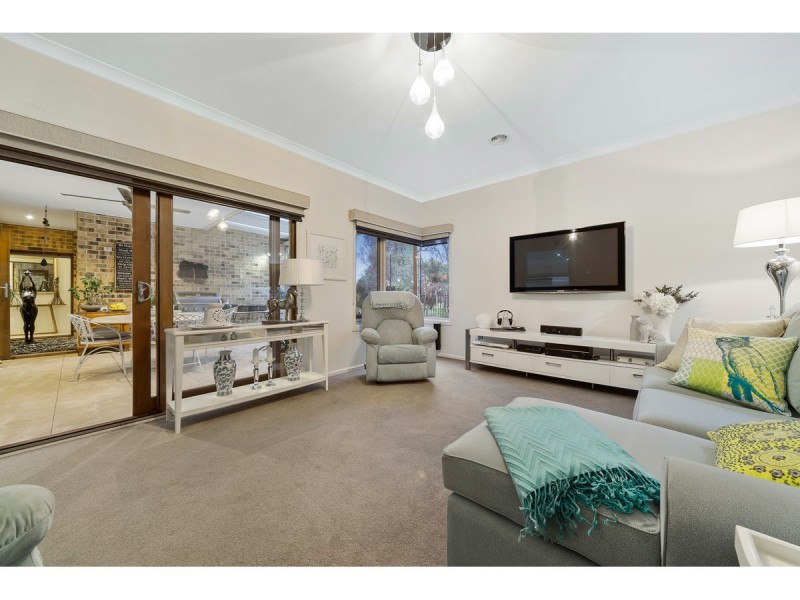 30 Kensei Place, Sandhurst VIC 3977