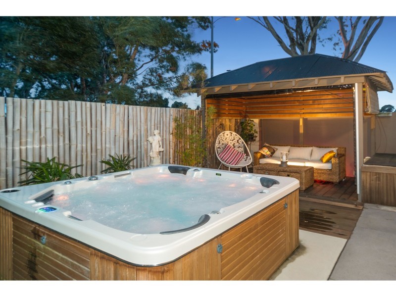 30 Kensei Place, Sandhurst VIC 3977