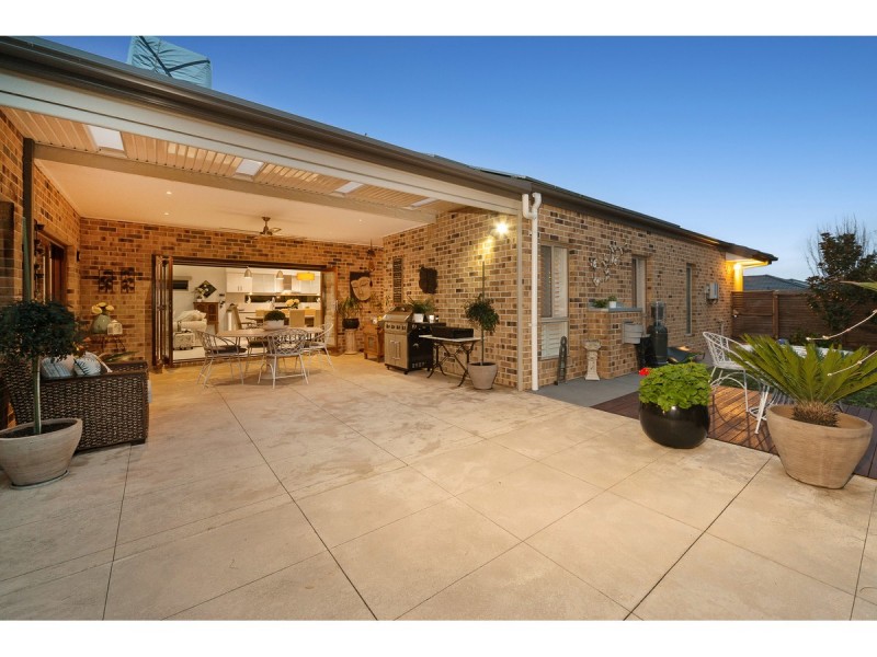 30 Kensei Place, Sandhurst VIC 3977