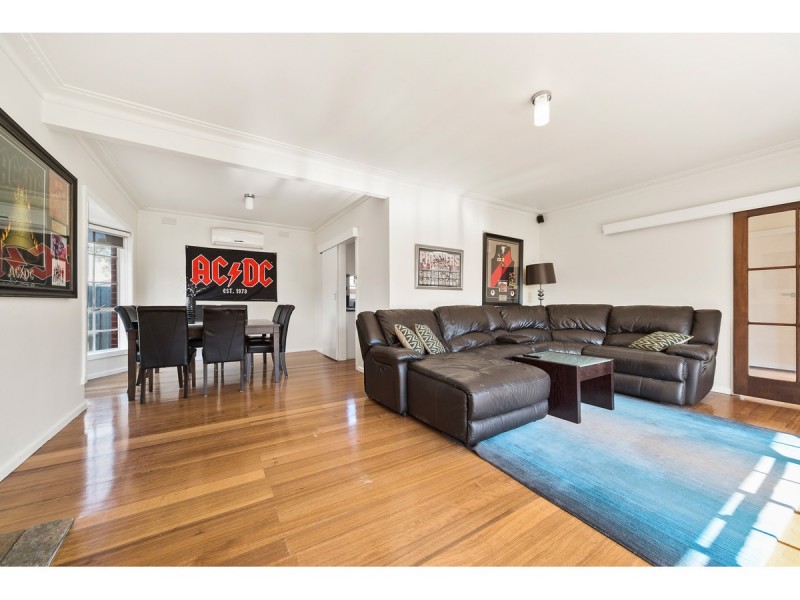 26 Benanee Drive, Frankston VIC 3199