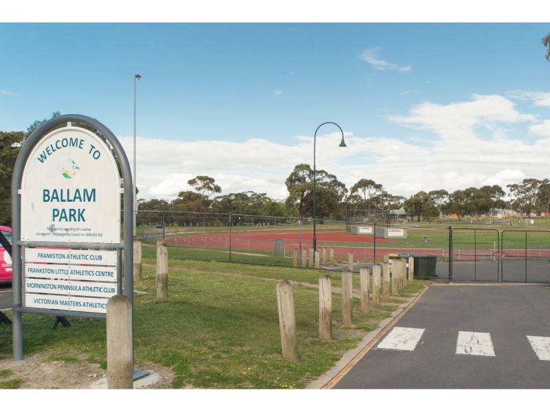 26 Benanee Drive, Frankston VIC 3199