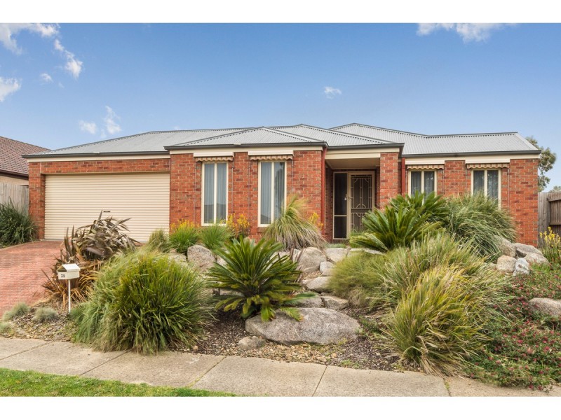 38 Balinga Drive, Skye VIC 3977