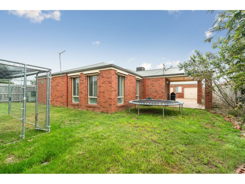 38 Balinga Drive, Skye VIC 3977
