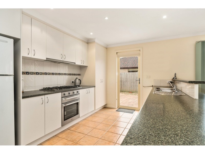 38 Balinga Drive, Skye VIC 3977