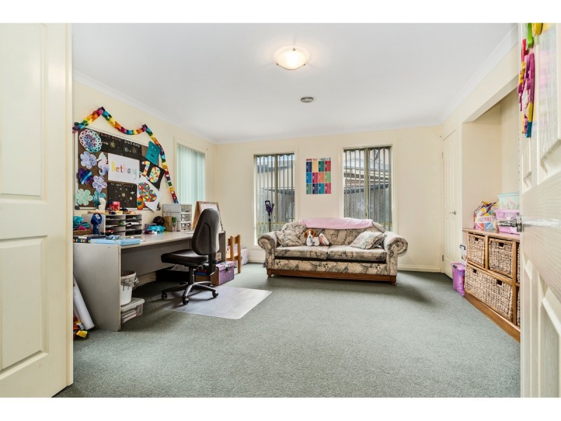 38 Balinga Drive, Skye VIC 3977