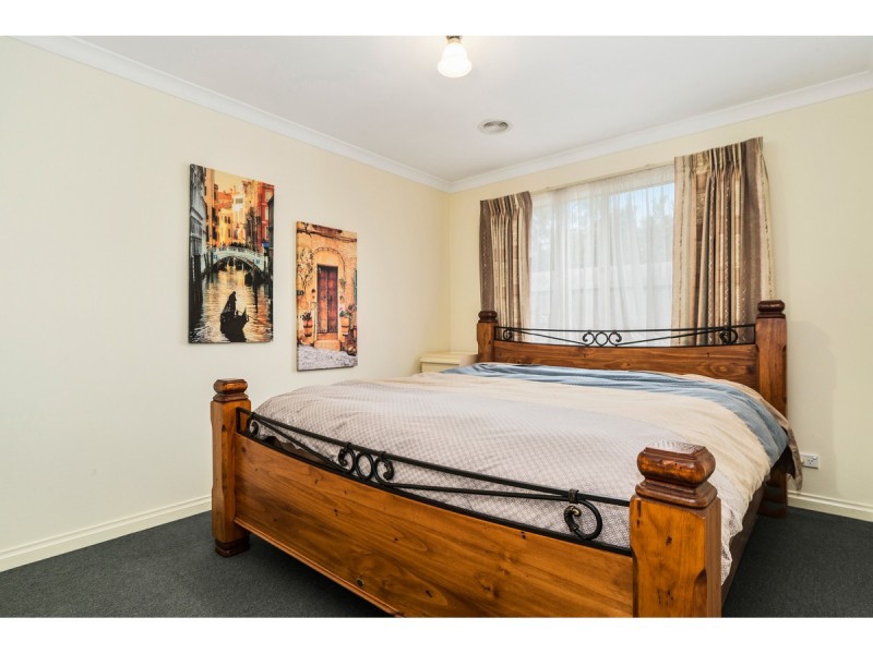 38 Balinga Drive, Skye VIC 3977