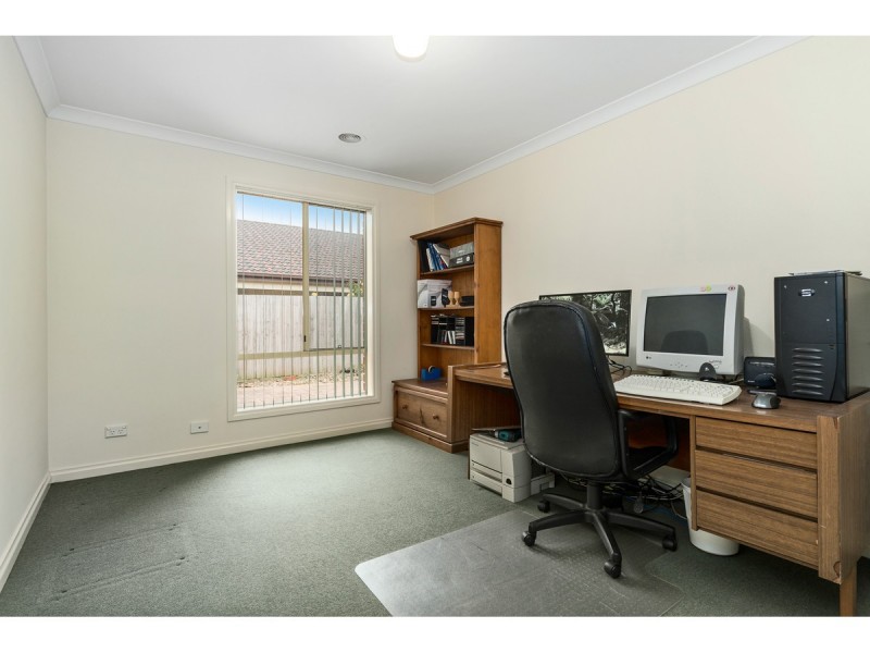 38 Balinga Drive, Skye VIC 3977