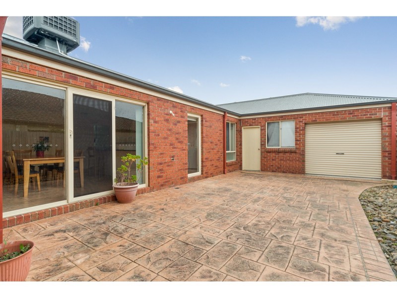 38 Balinga Drive, Skye VIC 3977