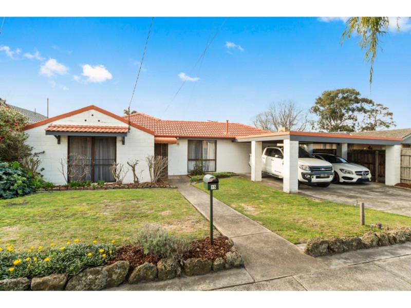 15 Burleigh Court, Frankston VIC 3199