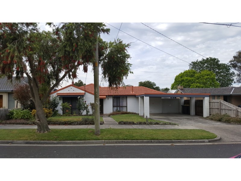 15 Burleigh Court, Frankston VIC 3199