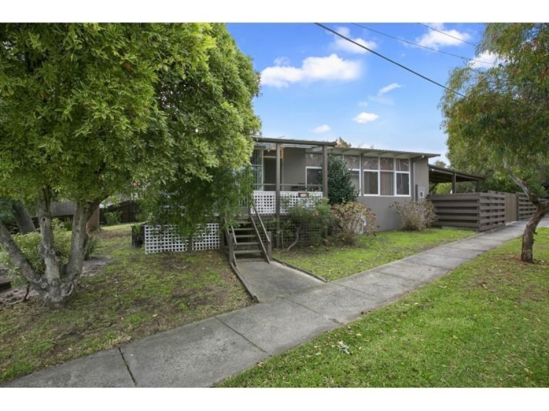 28 Kareela Road, Frankston VIC 3199