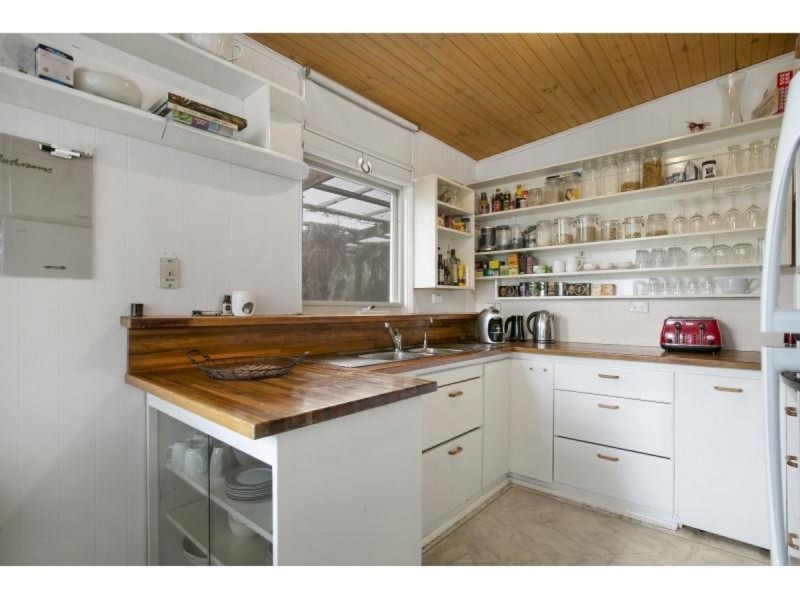 28 Kareela Road, Frankston VIC 3199
